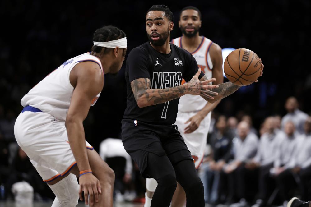 显得尤为突 显得尤为突