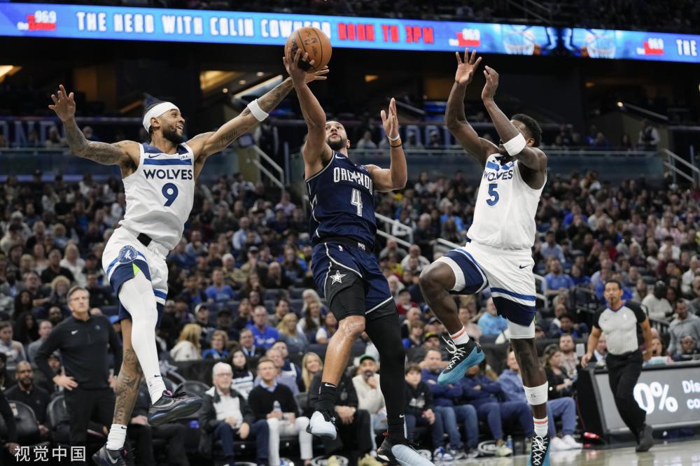 的足球教练 的足球教练