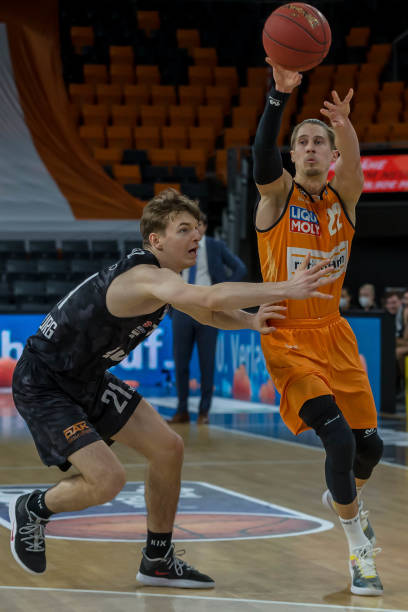 深刻理解 深刻理解